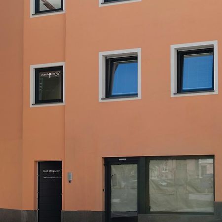 Stay Cooper L Guesthouse 37 بولزانو المظهر الخارجي الصورة